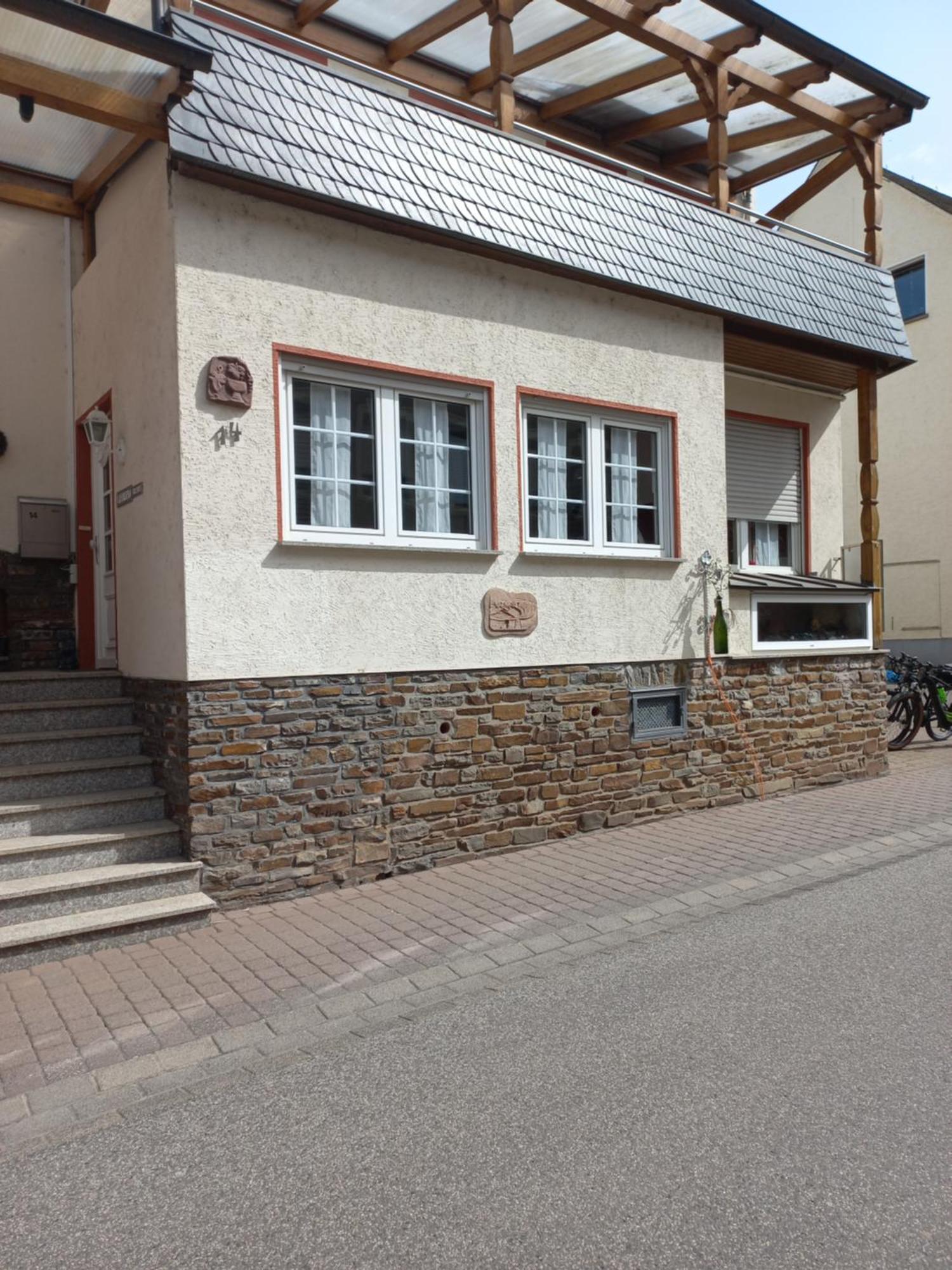 Brautroeckchen Apartment Bullay Bagian luar foto